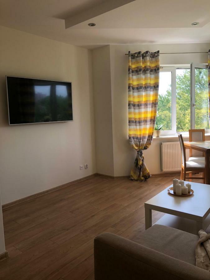 Апартаменты Apartament 69 Metro Варшава Экстерьер фото